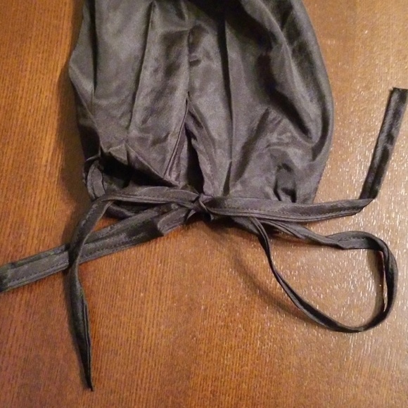 ♥️💋🆕️Black peplum long sleeve top - Picture 5 of 5